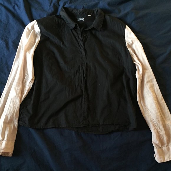 Two Toned Cotton Button Down - Picture 3 of 4